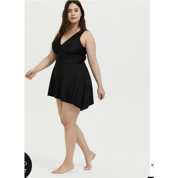 Torrid Swim Dress Wireless Asymmetrical One-Piece Black Short Swim Dress Size 3 - Picture 9 of 12